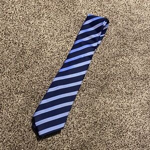 Banana Republic Navy and Light Blue Striped Tie
